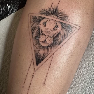 Lion - Tattoo Fine Line and Line Work - Black Hat Tattoo Dublin - The Black Hat Tattoo